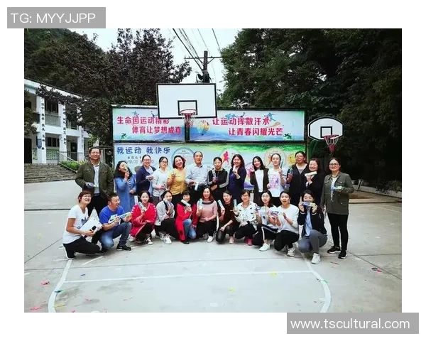 足球明星送你元旦祝福愿你新年快乐梦想成真球场上闪耀光芒